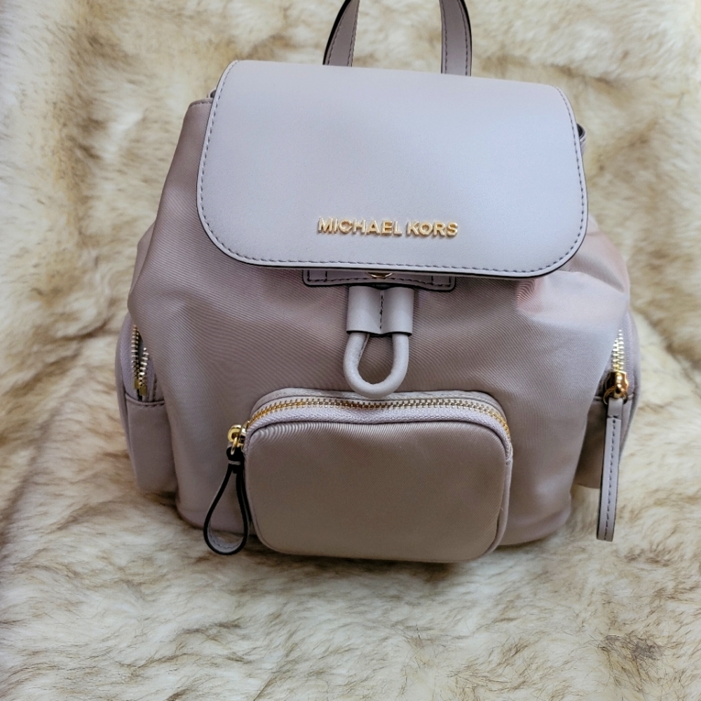 Michael Kors ABBEY